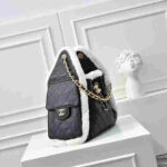 Chanel Small Hobo Black Quilted Leather Shearling Trim Bag - Image 5