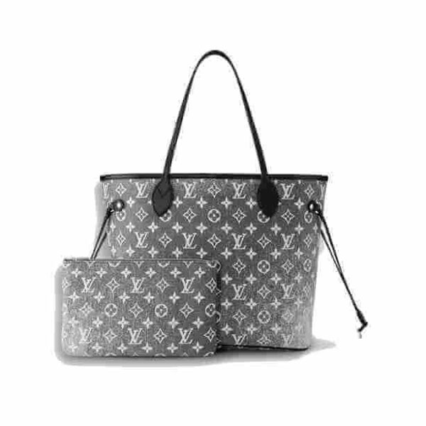 Louis Vuitton Neverfull MM Monogram Canvas Tote Bag