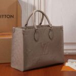 Louis Vuitton Onthego MM Empreinte Tourterelle Beige Tote Bag - Image 5