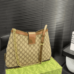 Gucci Padlock GG Medium Shoulder Bag Brown GG Supreme - Image 4