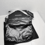Chanel 22 Leather Handbag Black - Image 5