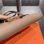 Hermès Constance To Go Epsom Leather Wallet Etoupe - Image 3