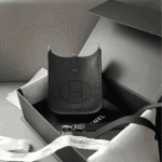 Hermès Evelyne Amazone Clemence Leather Crossbody Bag Noir - Image 5
