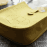 Hermès Evelyne Amazone Taurillon Clémence Leather Crossbody Bag Lime - Image 3
