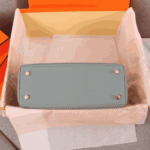 Hermès Kelly 25 Togo Leather Handbag Gris Mouette Grey - Image 5