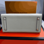 Hermès Kelly 30 Luxury Leather Handbag Off-White - Image 5