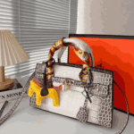 Hermès Kelly Himalaya Blanc Luxury Handbag - Image 7