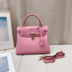 Hermès Kelly 28 Sellier Leather Handbag Rose Pink - Image 5
