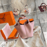 Hermès Picotin Lock 18 Handbag Rose Sakura 18cm - Image 2