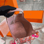 Hermès Picotin Lock 18 Handbag Rose Sakura 18cm - Image 4