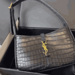 Saint Laurent Le 5 À 7 Crocodile-Embossed Leather Hobo Bag Black - Image 2