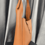 Saint Laurent Le 5 À 7 Supple Large Orange Leather Shoulder Bag - Image 6