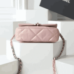 Chanel 19 Flap Bag Light Pink - Image 3