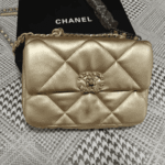 Chanel 19 Flap Bag Gold - Image 6