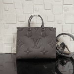 Louis Vuitton Onthego MM Bag Wine Red - Image 2