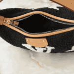Louis Vuitton Hills Pochette Shearling Black - Image 2