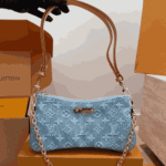 Louis Vuitton Liv Pochette Denim Blue - Image 7