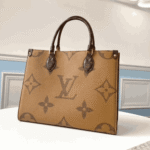 Louis Vuitton Onthego MM Bag Monogram Canvas - Image 3