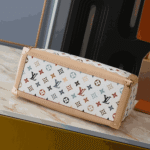Louis Vuitton Murakami OnTheGo MM Monogram White - Image 4