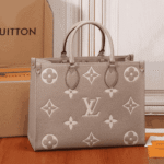 Louis Vuitton OnTheGo MM Beige Cream Leather Tote - Image 3