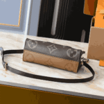 Louis Vuitton OnTheGo East West Monogram Reverse Brown - Image 3