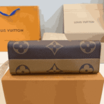 Louis Vuitton OnTheGo East West Monogram Bag - Image 11