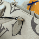 Louis Vuitton Onthego PM Beige Monogram Tote - Image 7