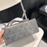 Louis Vuitton Onthego PM Trianon Gray - Image 5