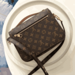 Louis Vuitton Pochette Métis Bag Monogram Canvas - Image 5
