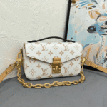 Louis Vuitton Pochette Métis East West Monogram Peach - Image 3