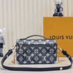 Louis Vuitton Pochette Métis East West Monogram Spruce - Image 7