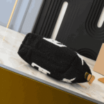 Louis Vuitton Hills Pochette Shearling Black - Image 8