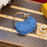 Louis Vuitton Pochette Valley Blue Denim - Image 5