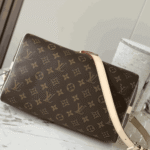 Louis Vuitton Speedy Bandoulière Monogram Canvas - Image 9