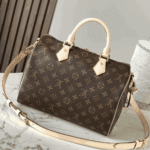 Louis Vuitton Speedy Bandoulière Monogram Canvas - Image 8