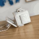 White Small Vanity Case With Pockets - Image 4