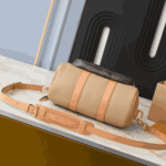 Louis Vuitton Keepall Bandoulière 25 Bag Beige - Image 3