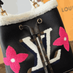 Louis Vuitton NéoNoé MM Teddy Shearling Black - Image 4