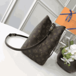 Louis Vuitton NéoNoé MM Black Monogram - Image 9