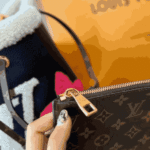 Louis Vuitton NéoNoé MM Teddy Shearling Black - Image 9